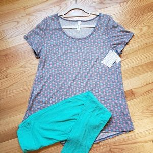 Lularoe Large Classic T with OS leggings
